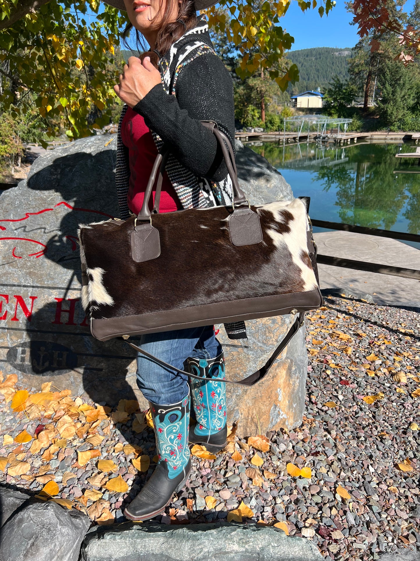 "The BearGrass" Genuine Cowhide and Leather Duffel Travel Bag Unisex