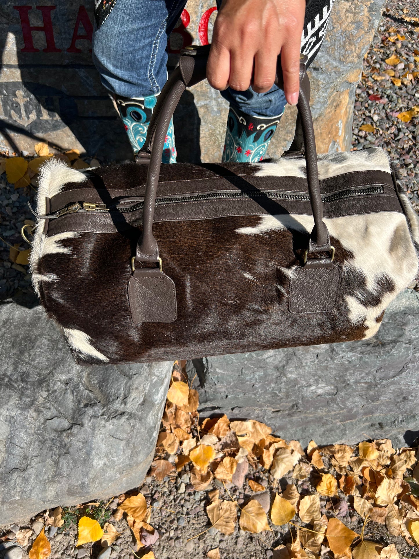 "The BearGrass" Genuine Cowhide and Leather Duffel Travel Bag Unisex