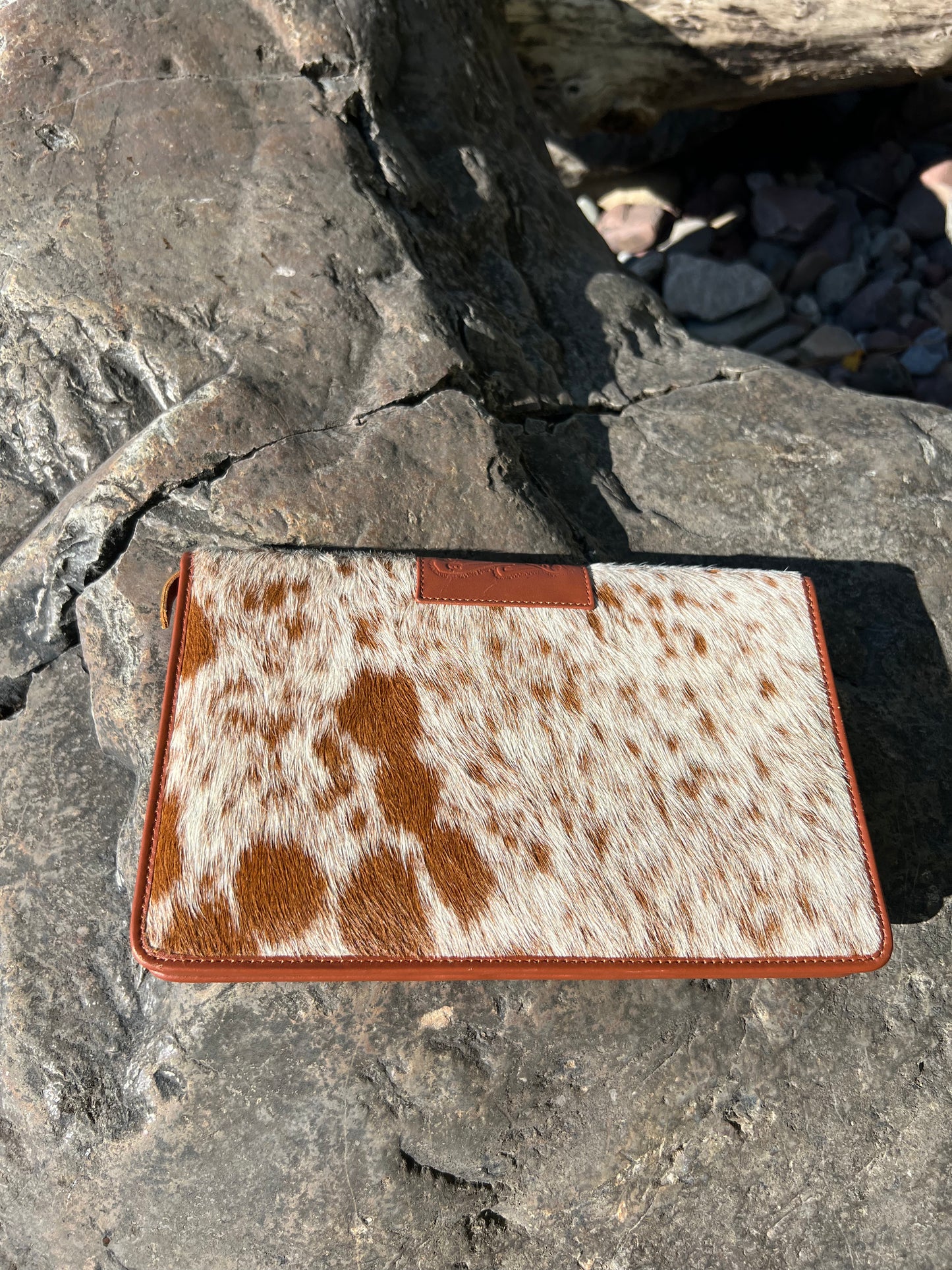 Cowhide & Embossed leather small jewelry travel case holder