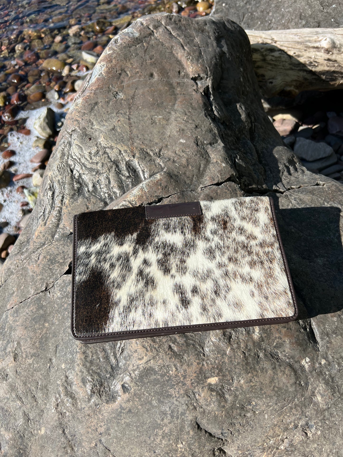 Cowhide & Embossed leather small jewelry travel case holder