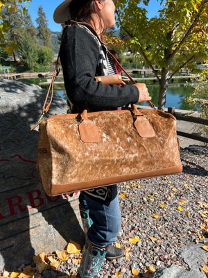 "The Bear Grass" Genuine Cowhide and Leather Duffel Travel Bag Unisex
